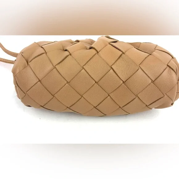 Bottega Veneta Mini Intrecciato Pouch Pochette Clutch w Dustbag and COA